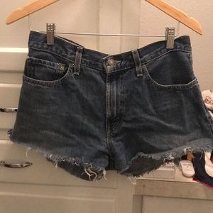 Levi cut offs
